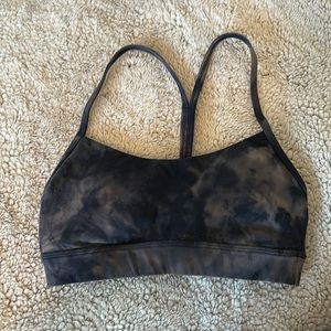 Lululemon flow Y bra in blue/purple tie dye, size 2